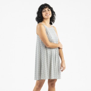 Vestido corto tirantes... 2