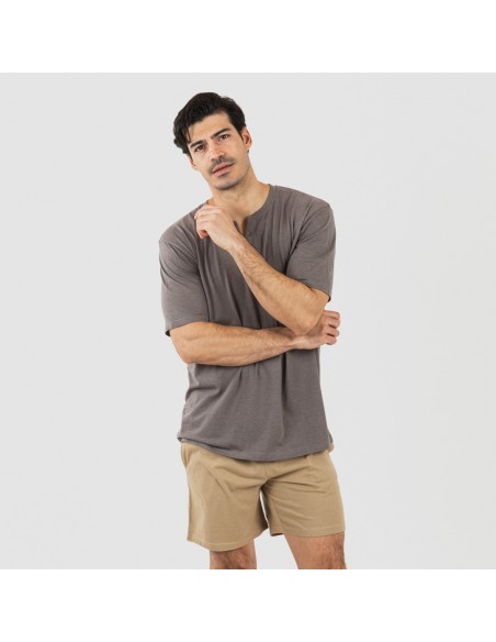 Pijama corto hombre con botones topo arena pijamas-cortos-hombre