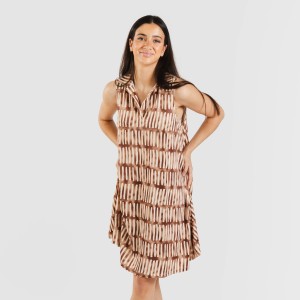 Vestido corto cuello y... 2