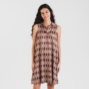 Vestido corto cuello y...