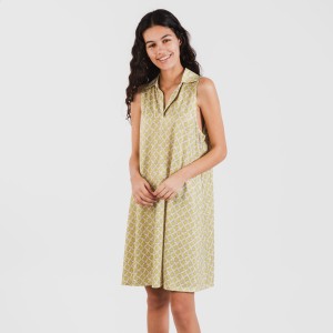 Vestido corto cuello y... 2