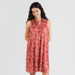 Vestido corto cuello y... 2