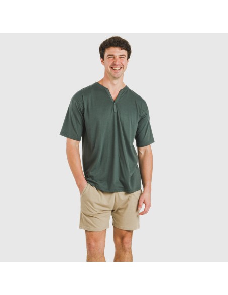 Pijama corto hombre con botones verde - arena pijamas-cortos-hombre
