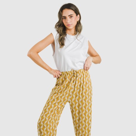 Pantalón viscosa Calsita mostaza pantalones-comodos-mujer