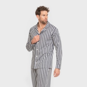 Pijama largo camisero...