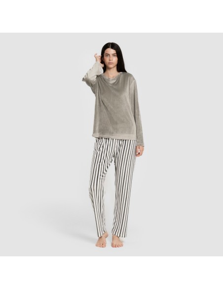 Pijama terciopelo super soft Raya Seasonal verde pijamas-de-invierno-de-mujer