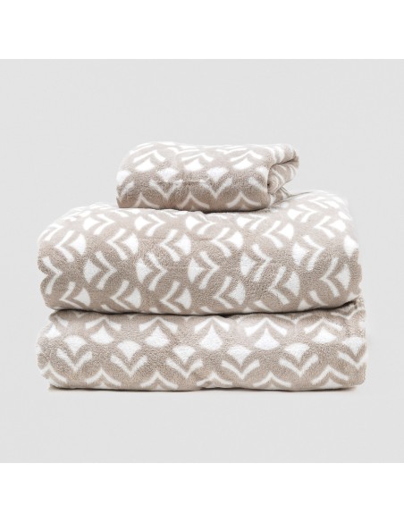 Juego de sábanas coralina Etea gris claro sabanas-de-terciopelo-y-coralina