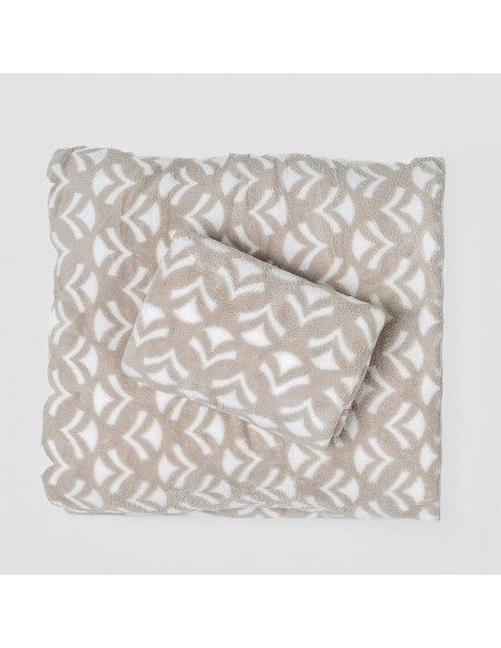 Juego de sábanas coralina Etea gris claro sabanas-de-terciopelo-y-coralina